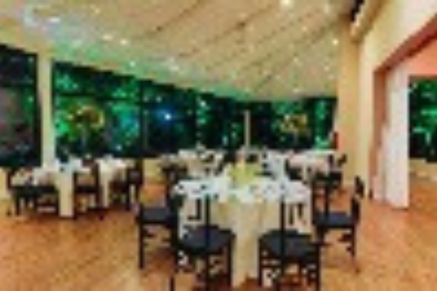 pergola-blue-tree-cow