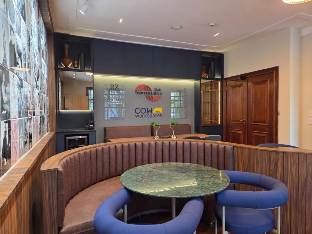 club-transatlantico-cow